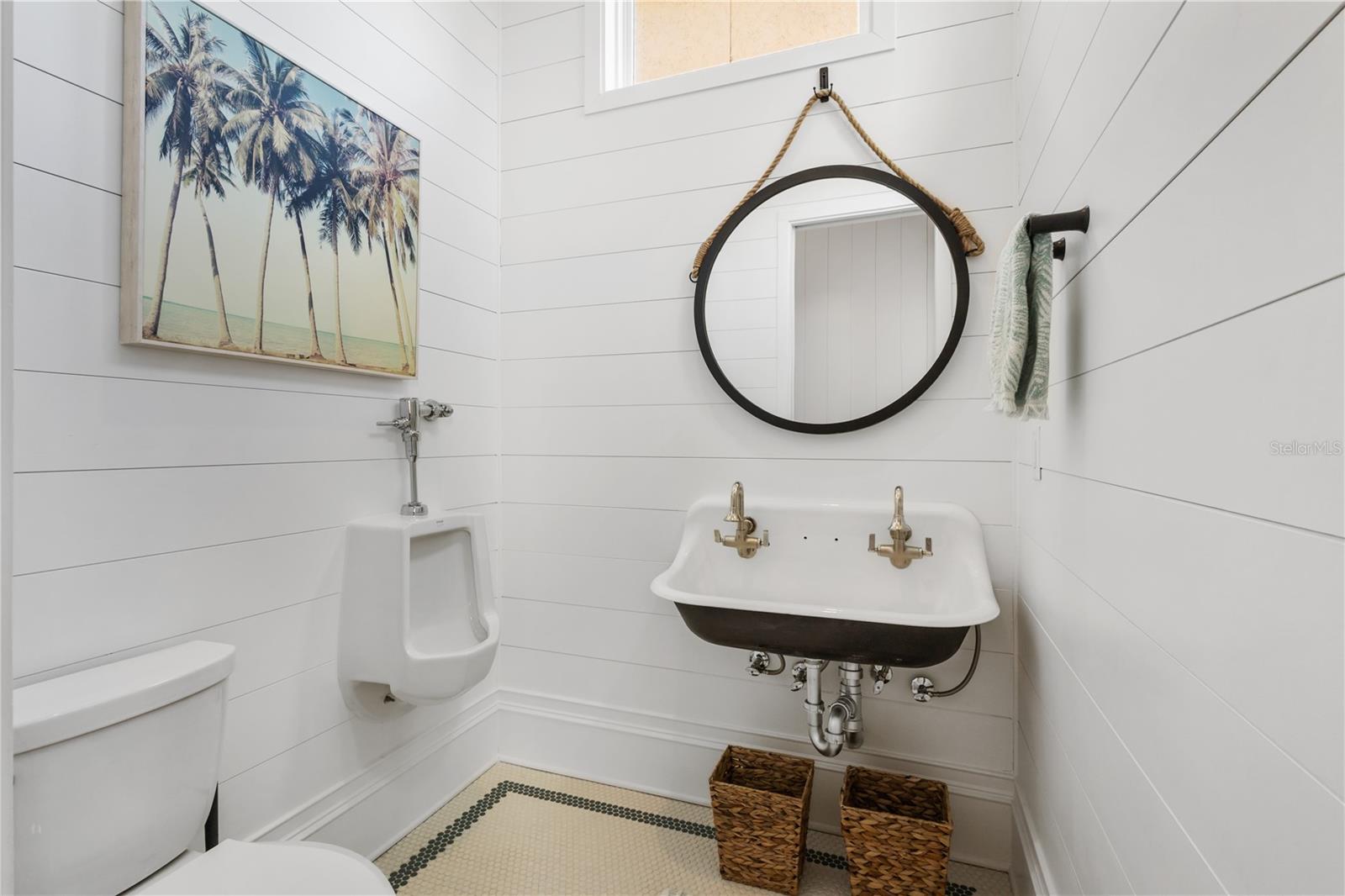 REUNION WEST VLGS NORTH - Residential