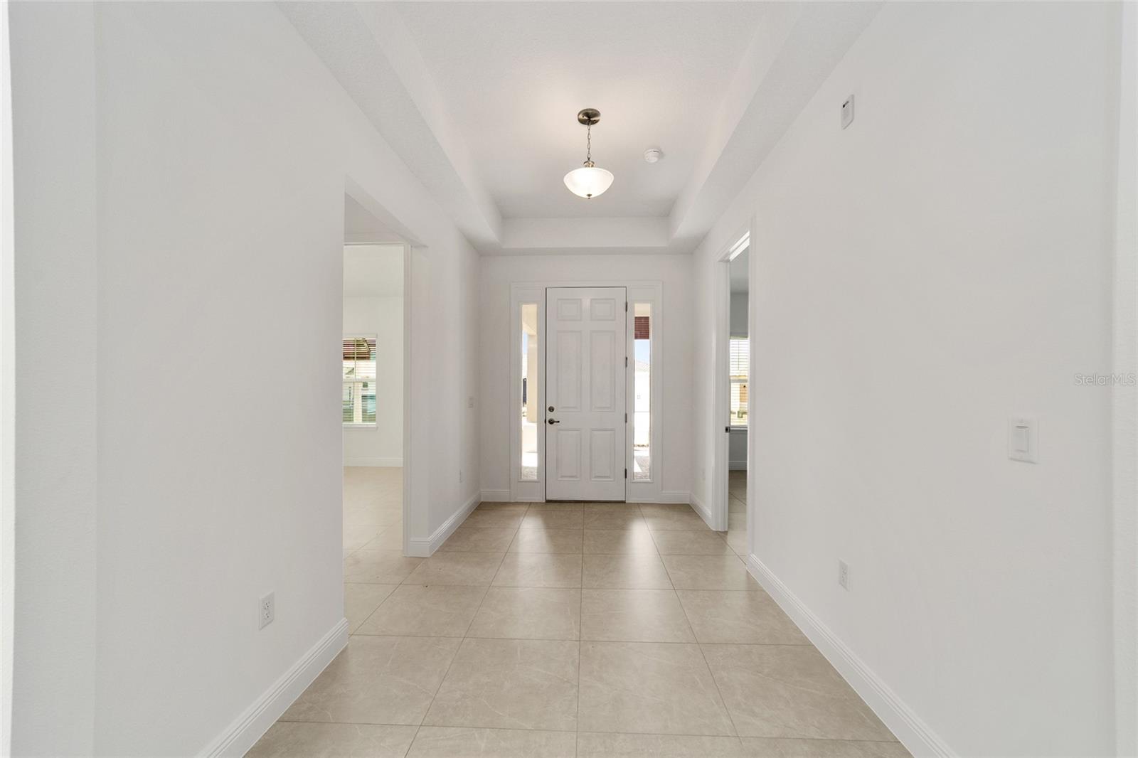 ON TOP OF THE WORLD - Residential