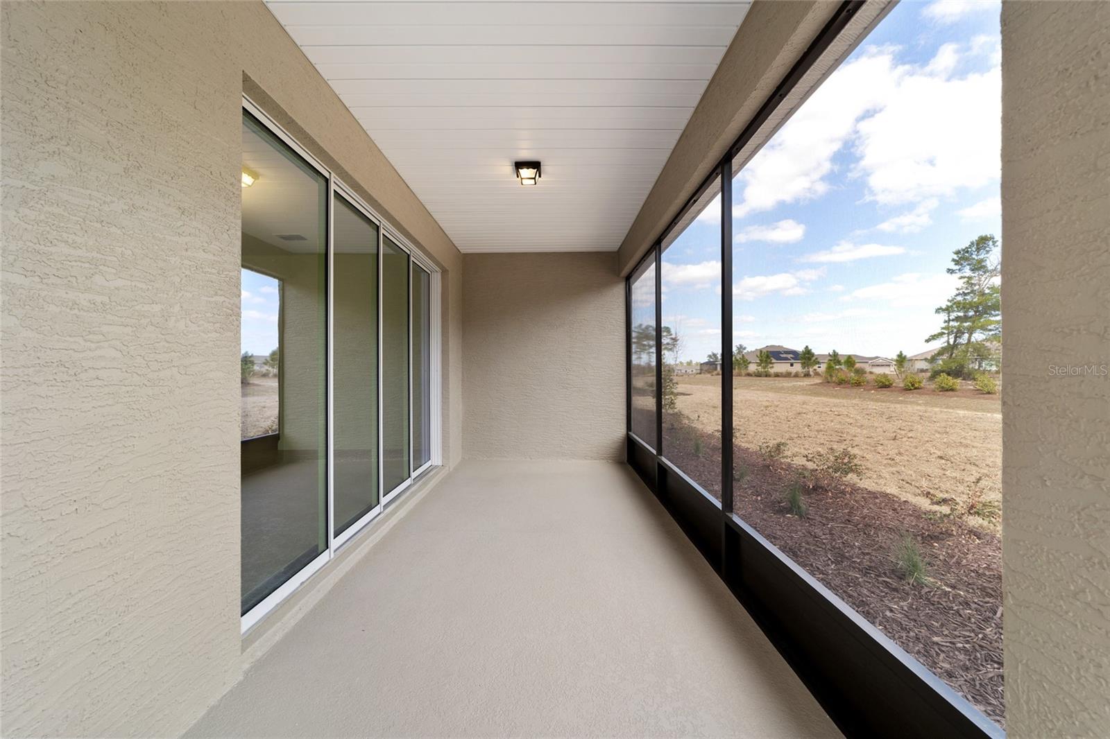 ON TOP OF THE WORLD - Residential