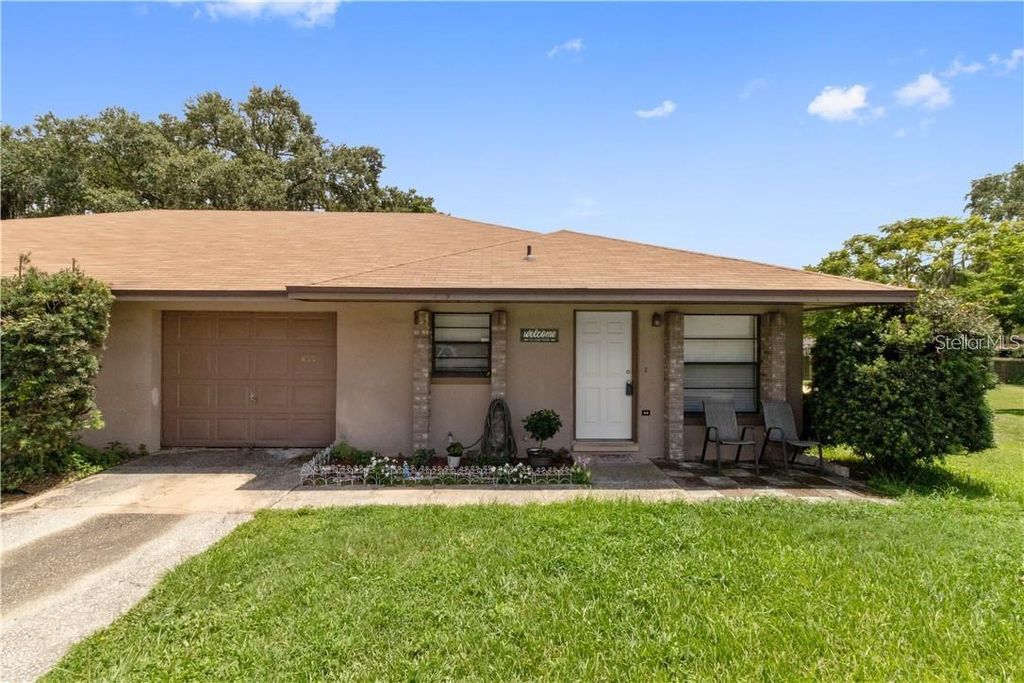 Photo of 709 Mikasuki Drive, Lakeland, FL 33813 (MLS # L4961094)