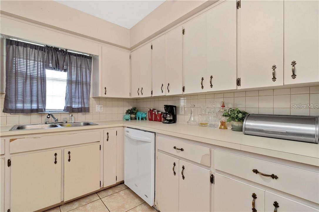 HIGHLAND GARDENS - Residential