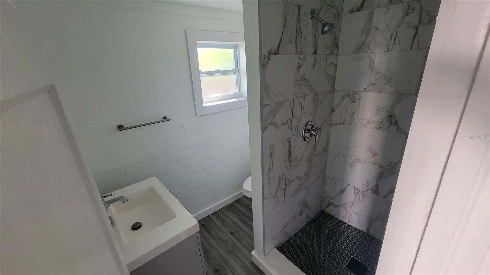 BOSTWICK PARK - Residential Income