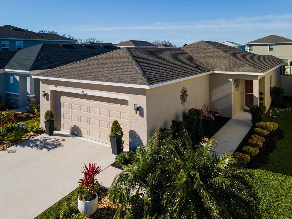 Photo of 6236 Springmont Loop, Palmetto, FL 34221 (MLS # D6146241)