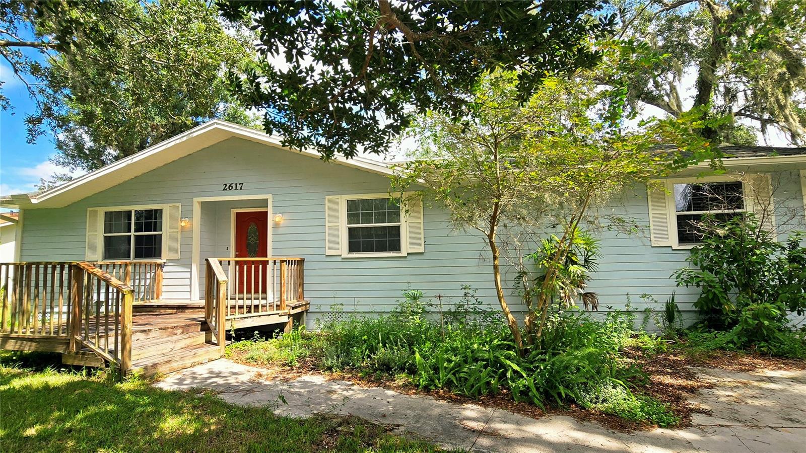 2617 PINE TREE DRIVE