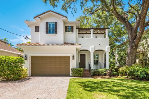 679 GENEVA PLACE TAMPA FL 33606