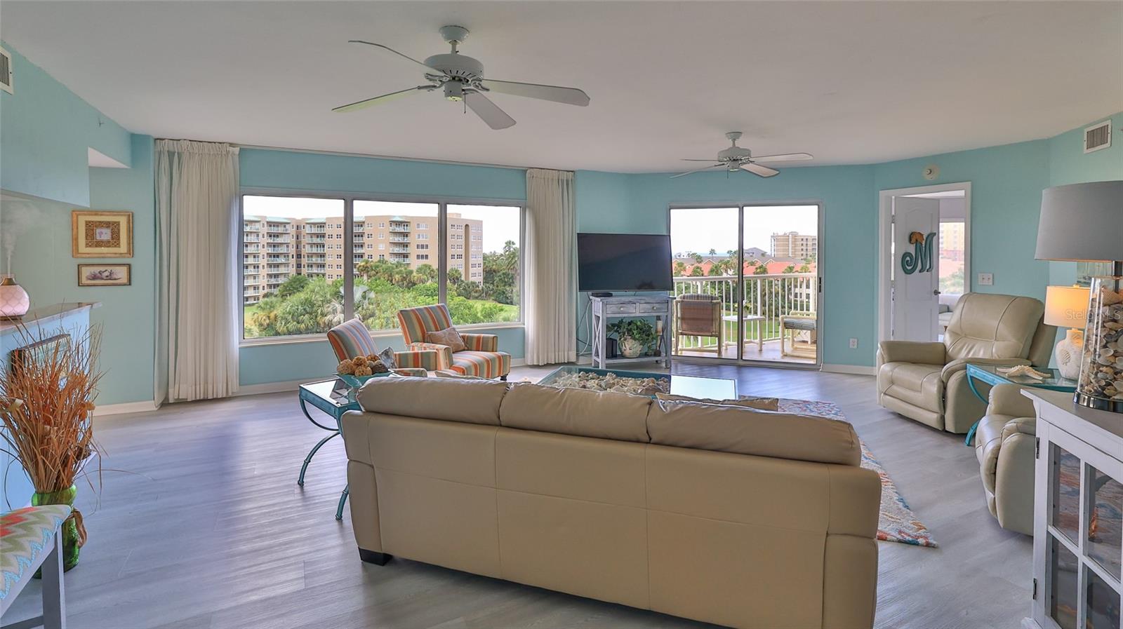 3 OCEANS WEST BOULEVARD 5B4