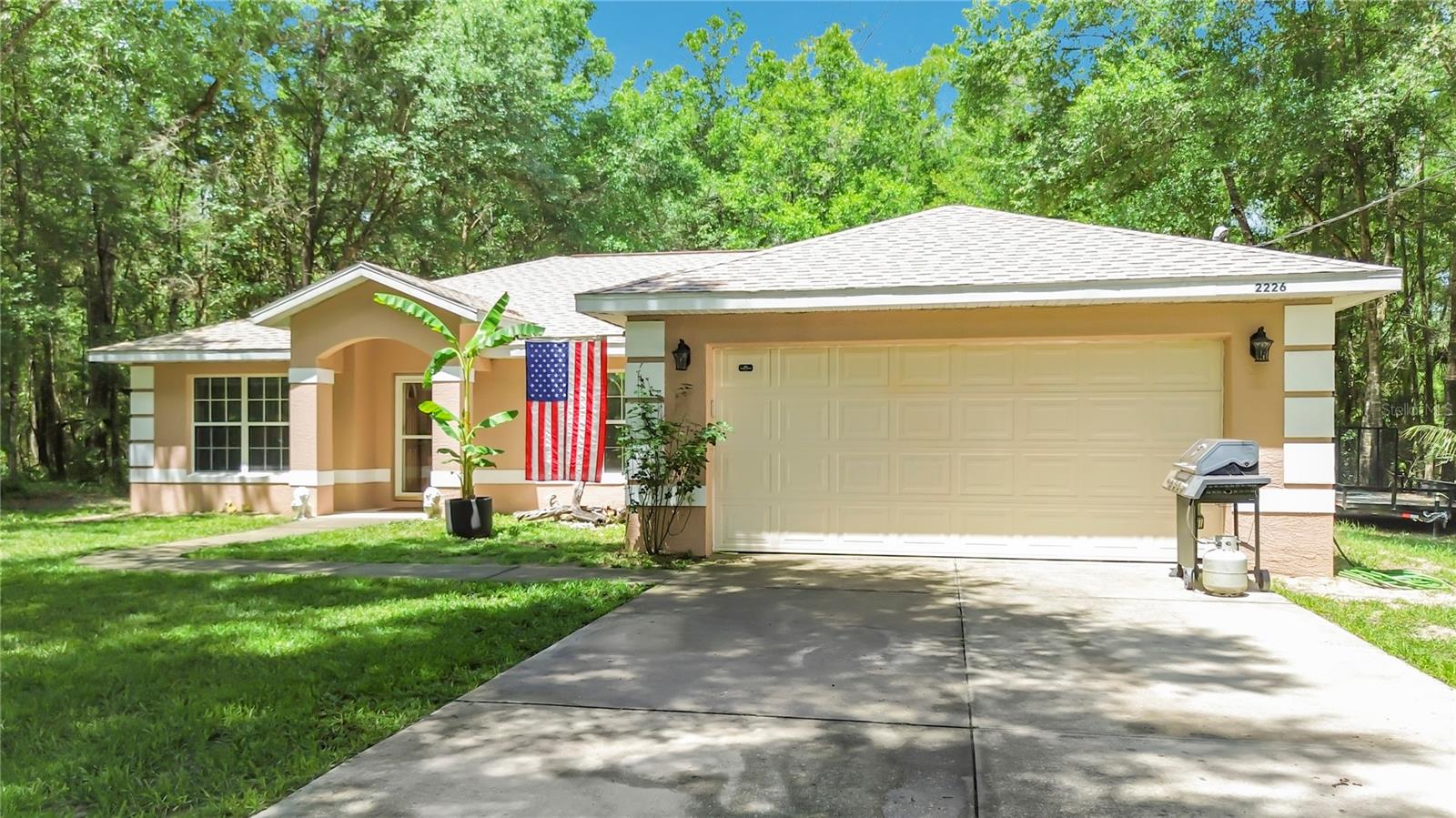2226 SW ALGIERS COURT