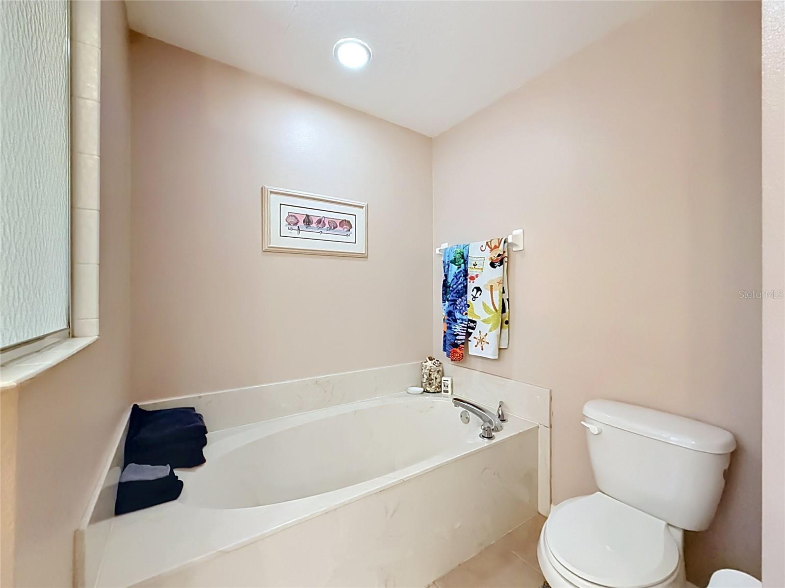 RAINBOW LAKES ESTATE - Residential