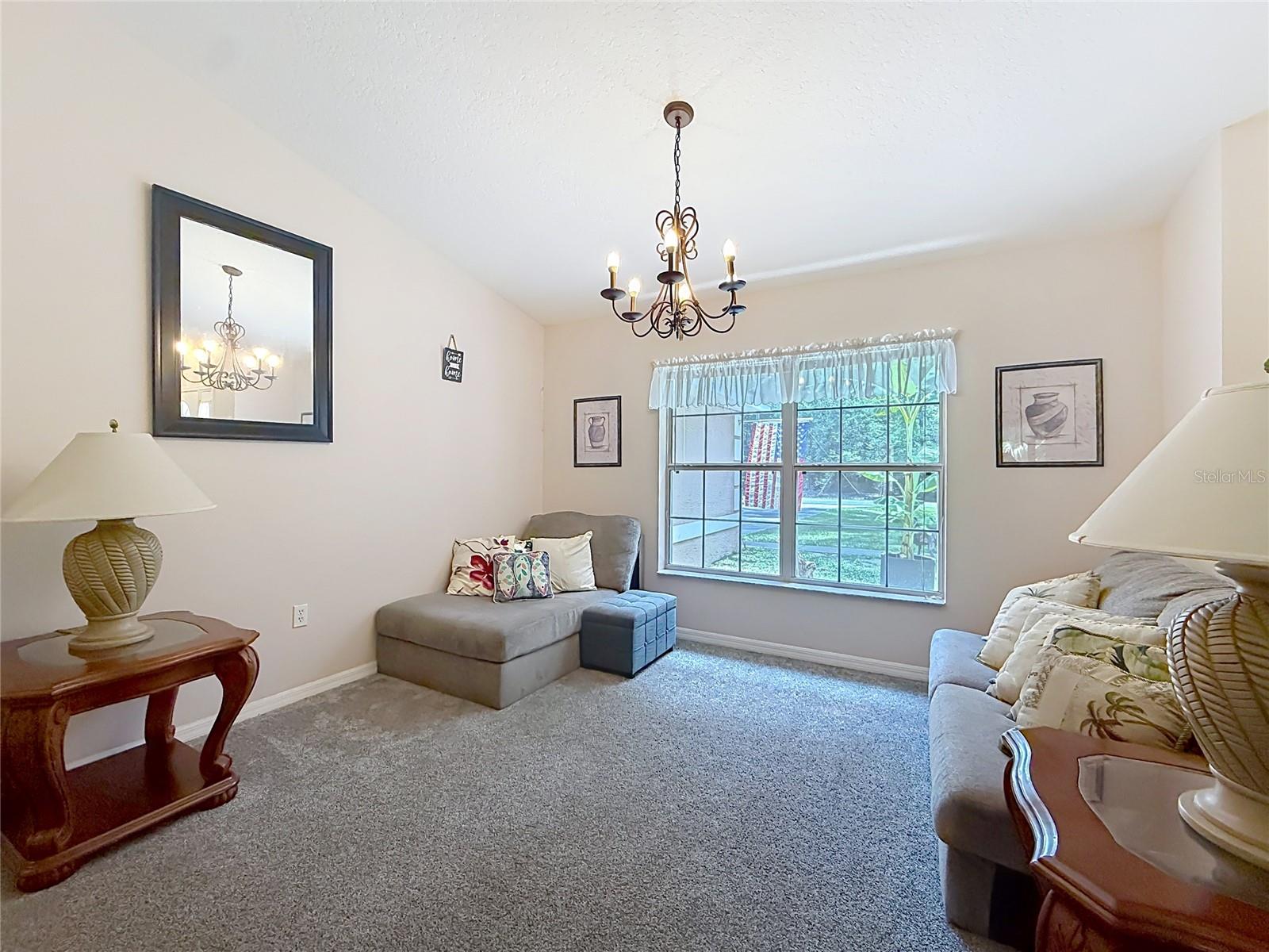 RAINBOW LAKES ESTATE - Residential