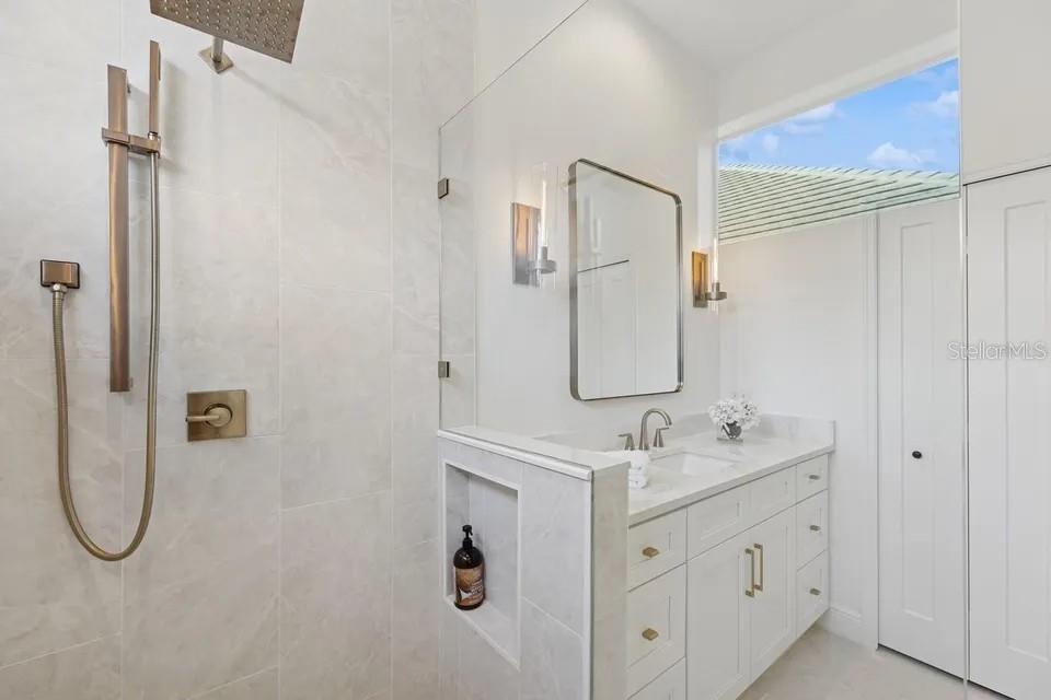 LAKEWOOD RANCH COUNTRY CLUB VILLAGE EE 3A-3C - Residential