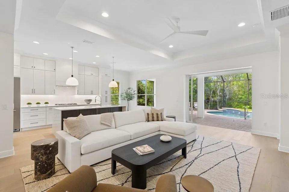 LAKEWOOD RANCH COUNTRY CLUB VILLAGE EE 3A-3C - Residential