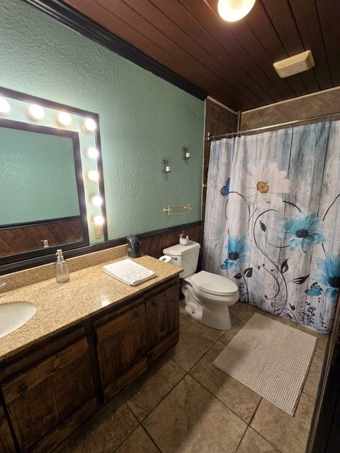 Tiny photo for 35245 Damien Road, Leesburg, FL 34788 (MLS # TB8562822)