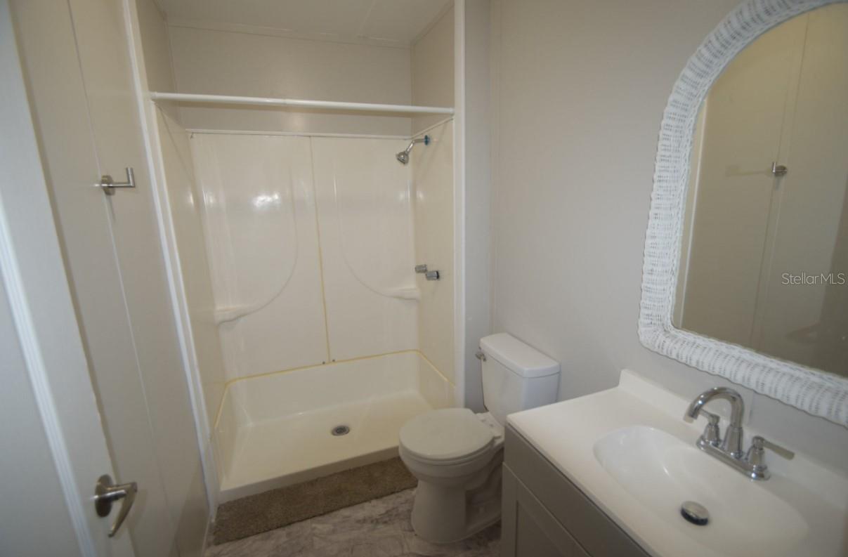 GOLF CLUB ESTATES PH 4 - Residential Lease