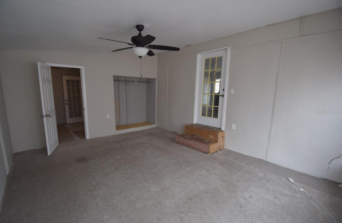 GOLF CLUB ESTATES PH 4 - Residential Lease