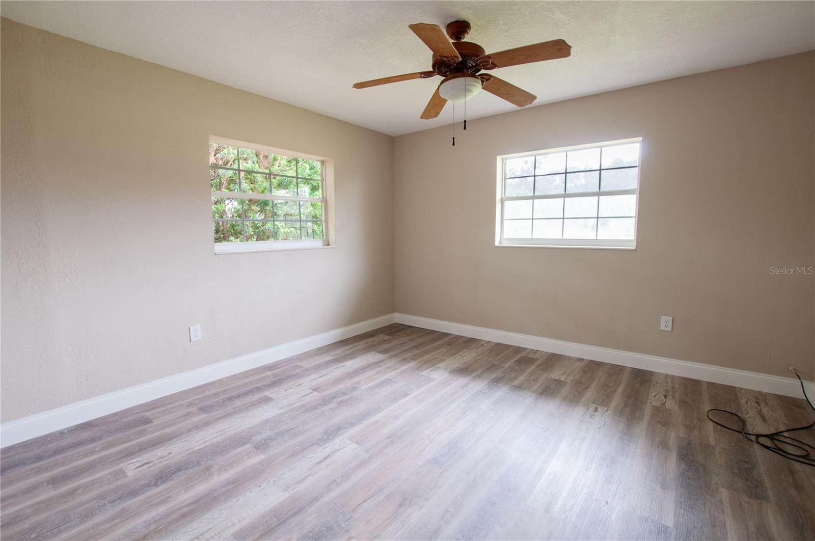 TOWN N COUNTRY ESTATES - Residential