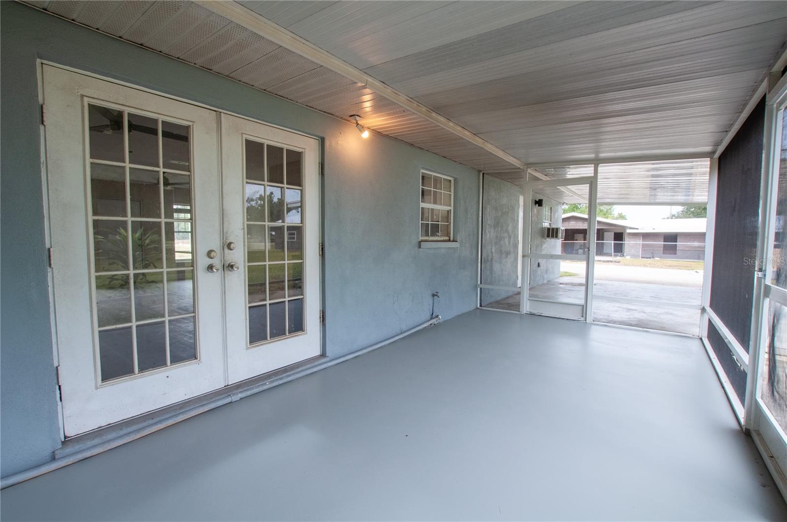 TOWN N COUNTRY ESTATES - Residential