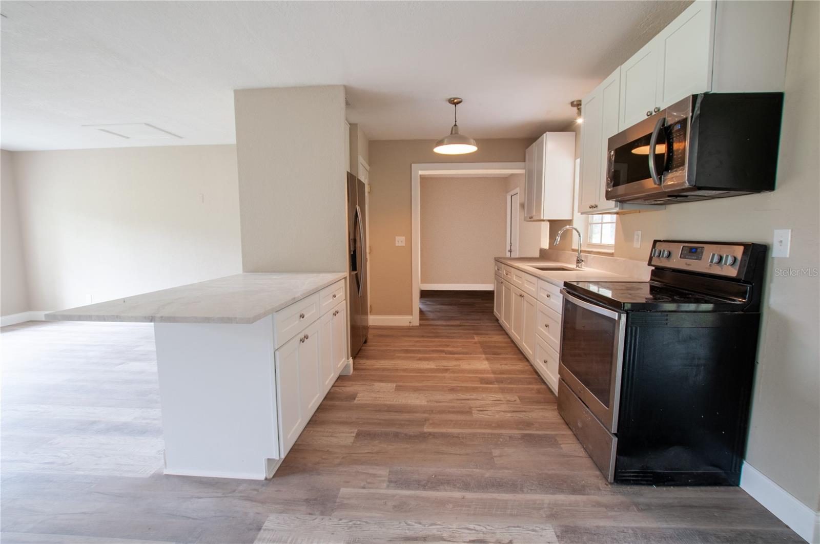 TOWN N COUNTRY ESTATES - Residential