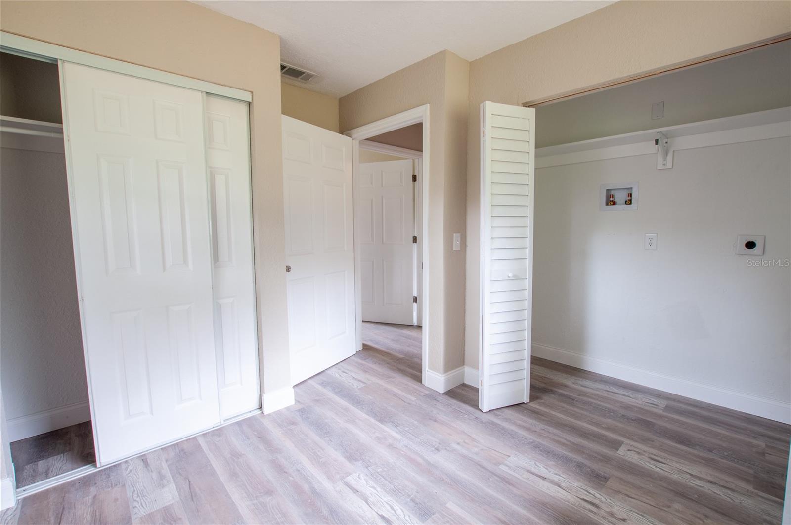 TOWN N COUNTRY ESTATES - Residential