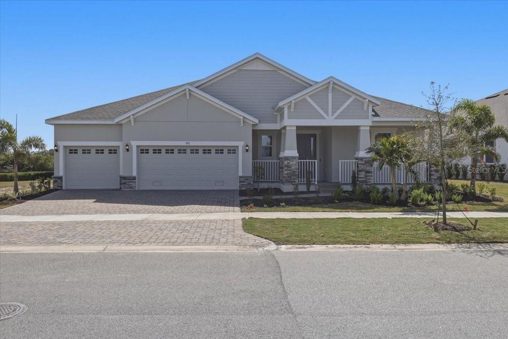 Photo of 910 Signet Dr, Apollo Beach, FL 33572 (MLS # O6327602)