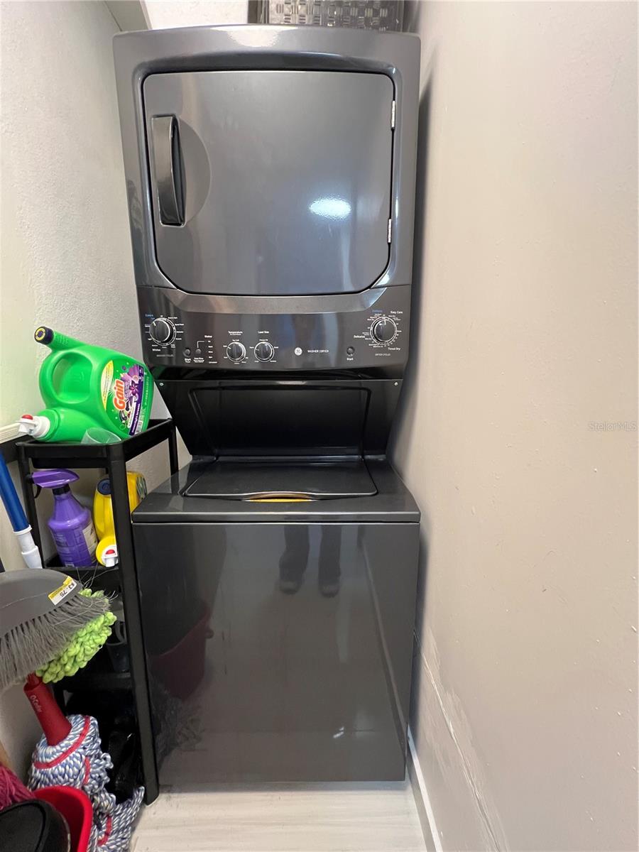 CONDOMINIO GOLDEN TOWER - Residential