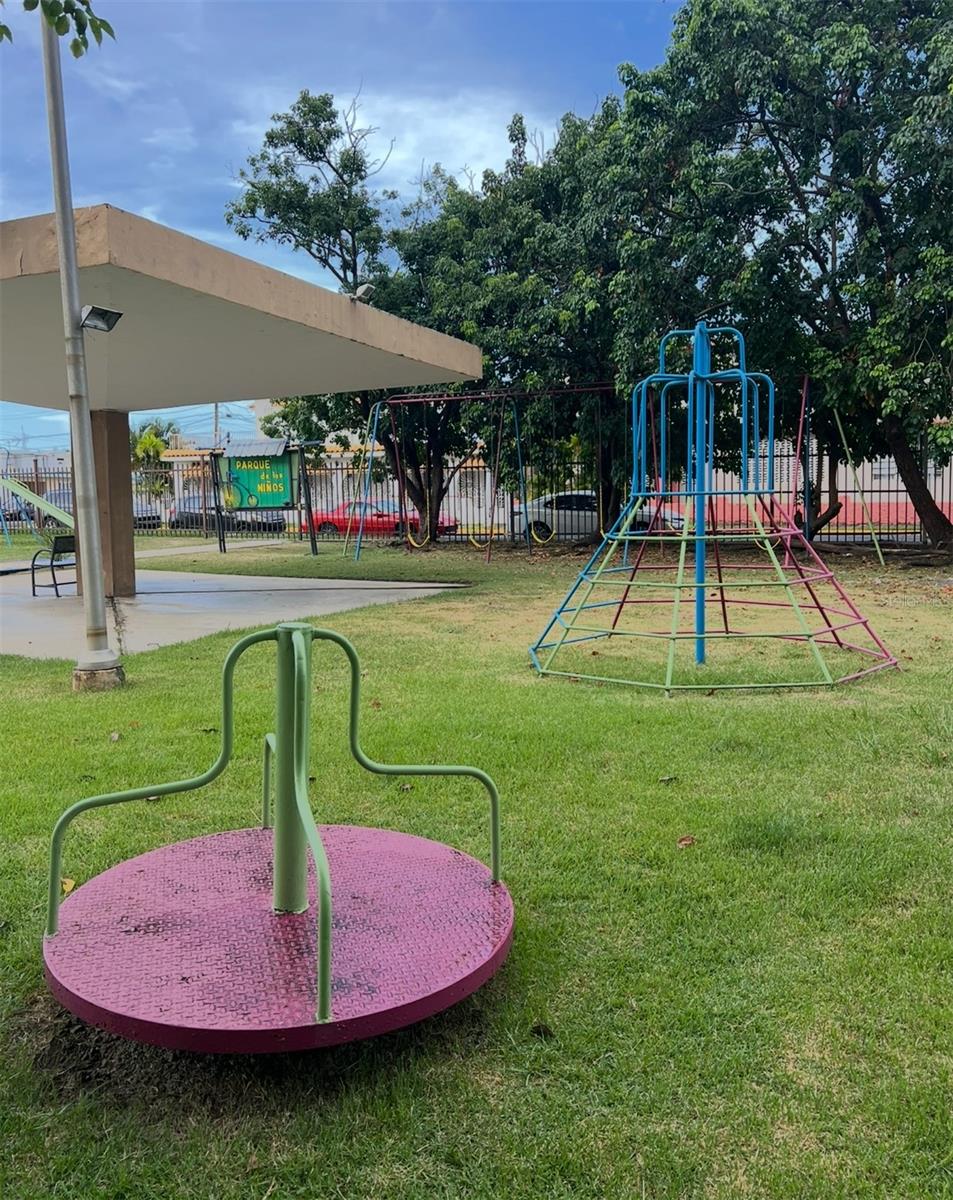 CONDOMINIO GOLDEN TOWER - Residential