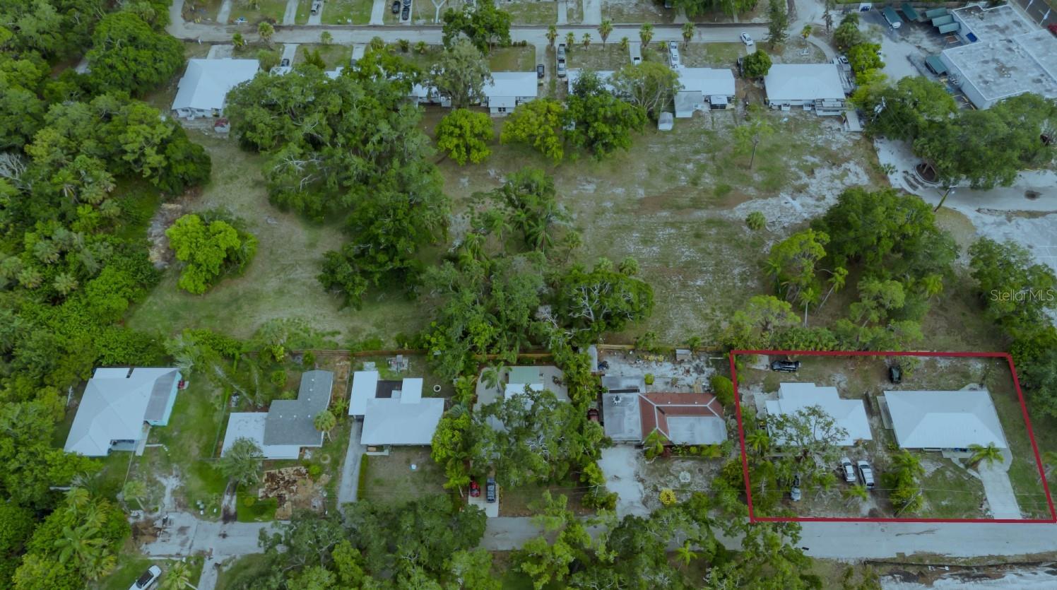 This and the property next door can be purchased as a bulk sale together with 4500 N Tamiami Trail. This is a land consideration towards a commercial project to increase density. Currently the density is 135 units per acre.