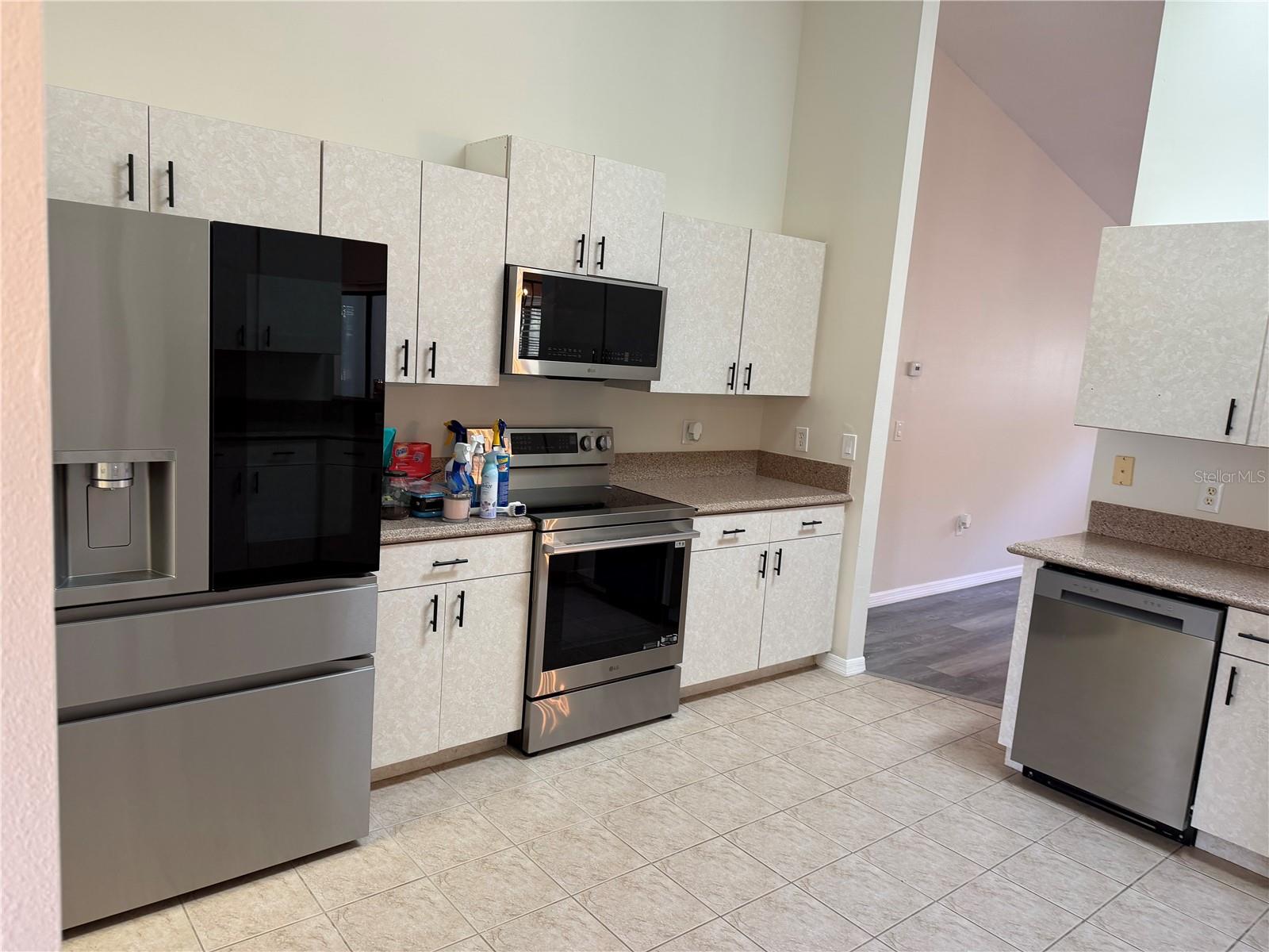 CLEARVIEW ESTATES SECOND ADD - Residential