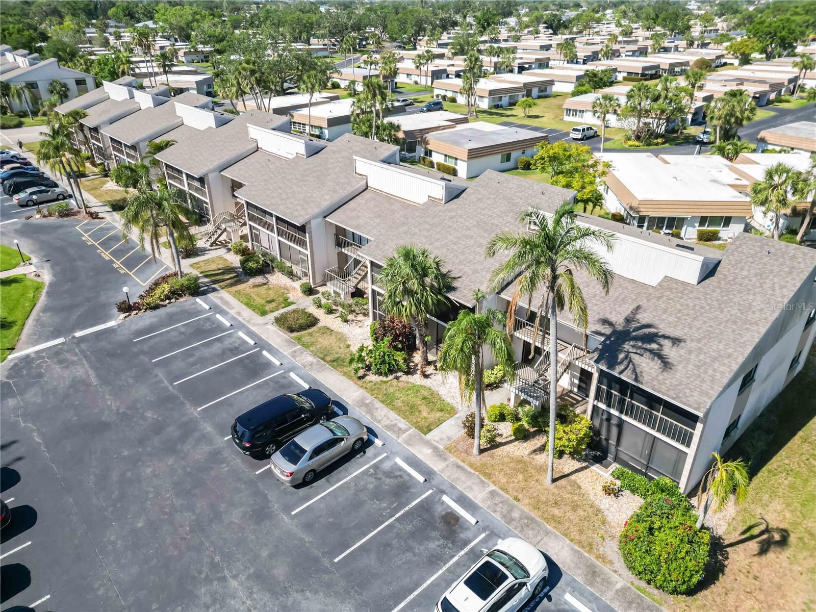 IMPERIAL PLACE - Residential