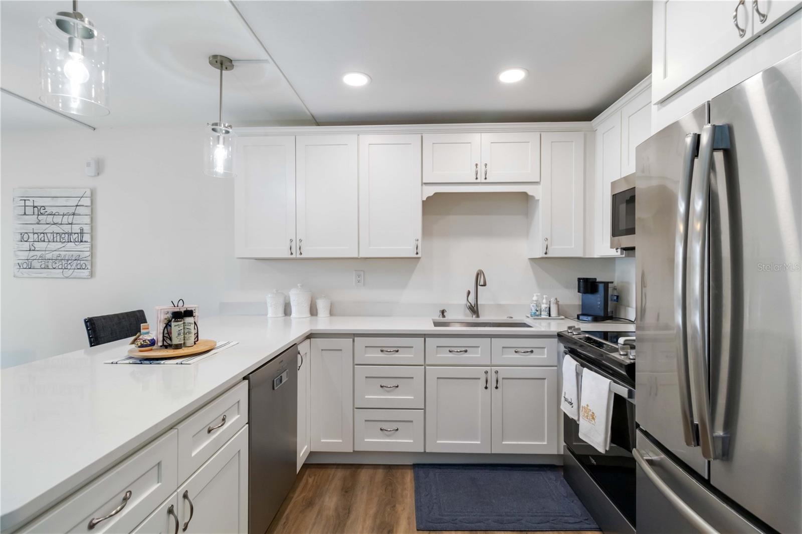 IMPERIAL PLACE - Residential