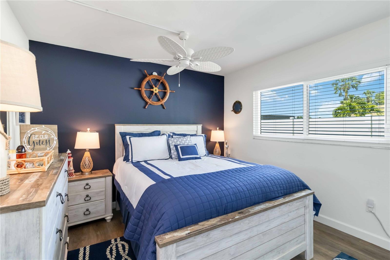 IMPERIAL PLACE - Residential