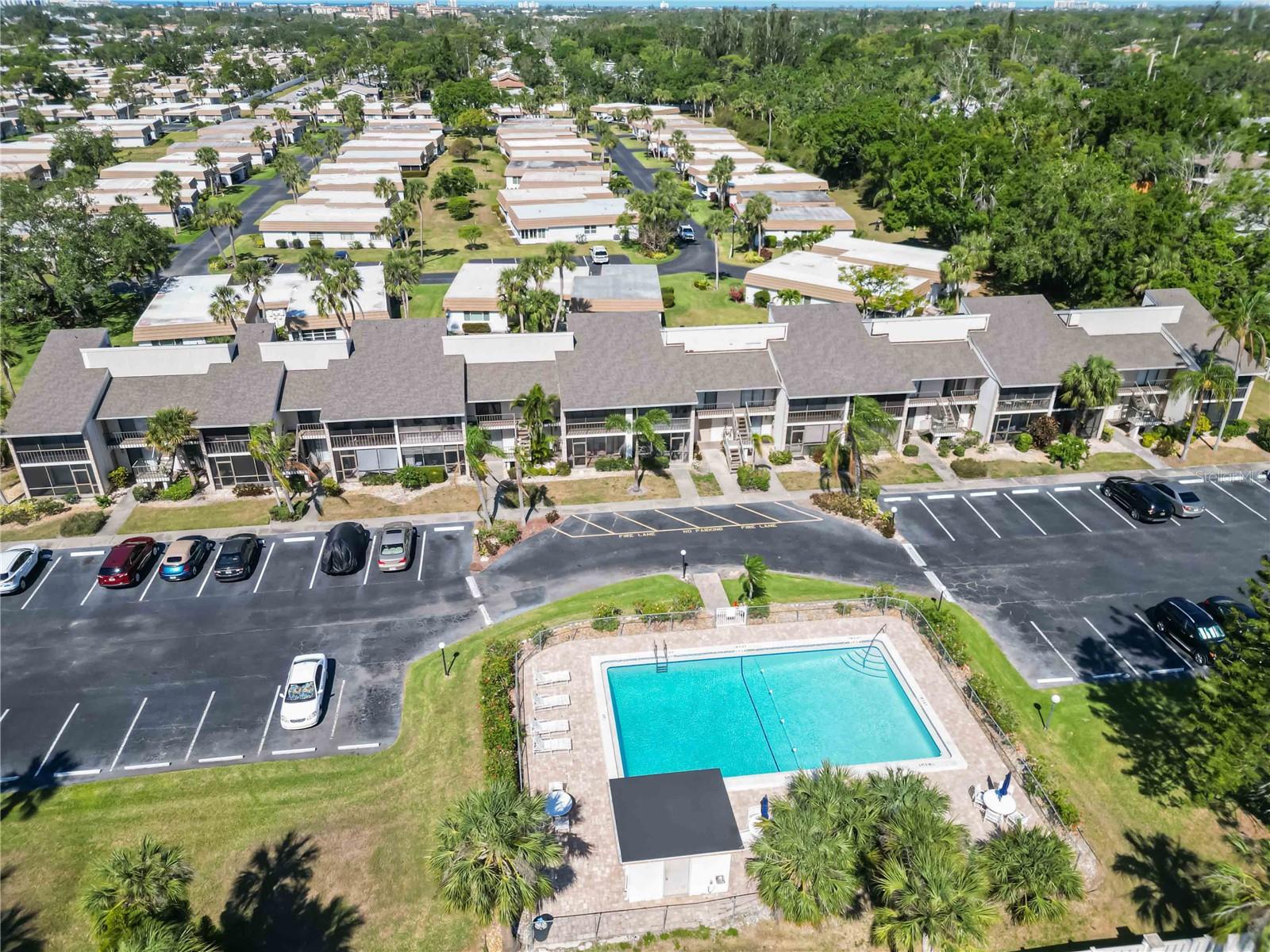 IMPERIAL PLACE - Residential