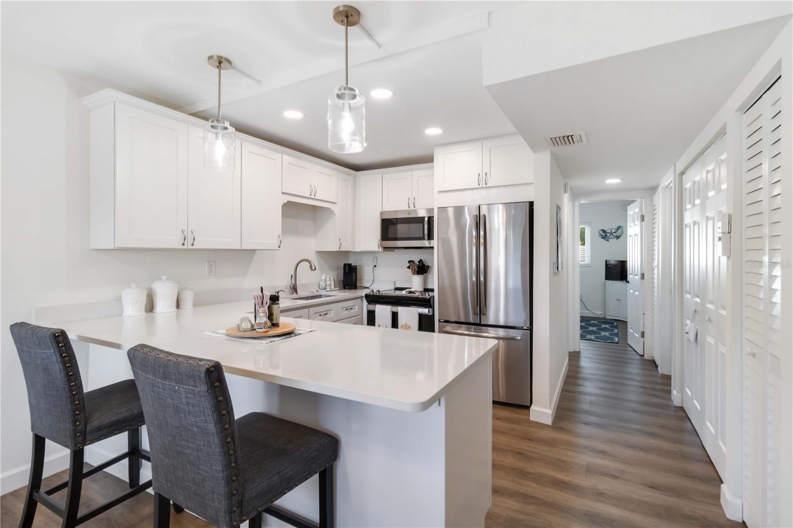 IMPERIAL PLACE - Residential