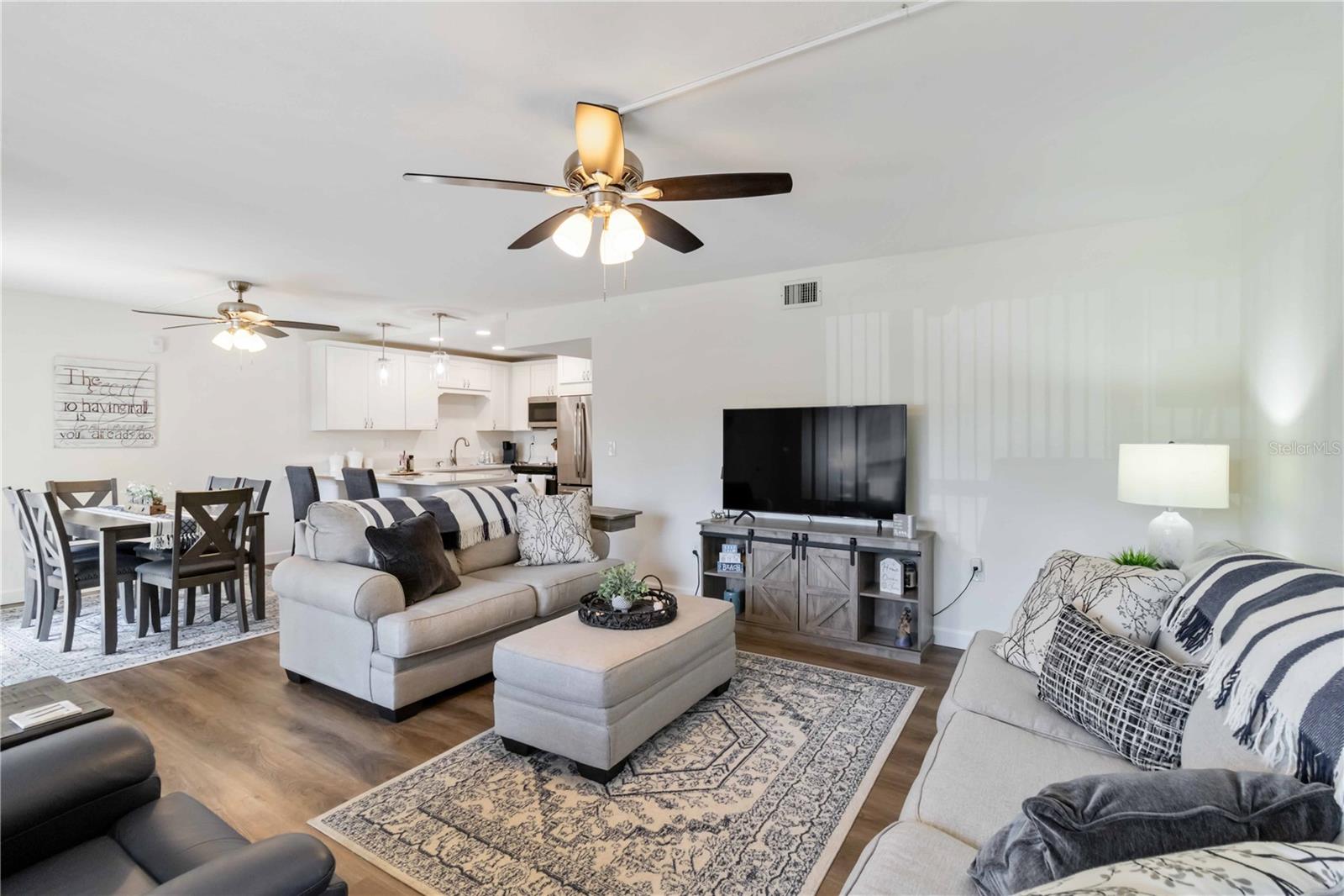 IMPERIAL PLACE - Residential