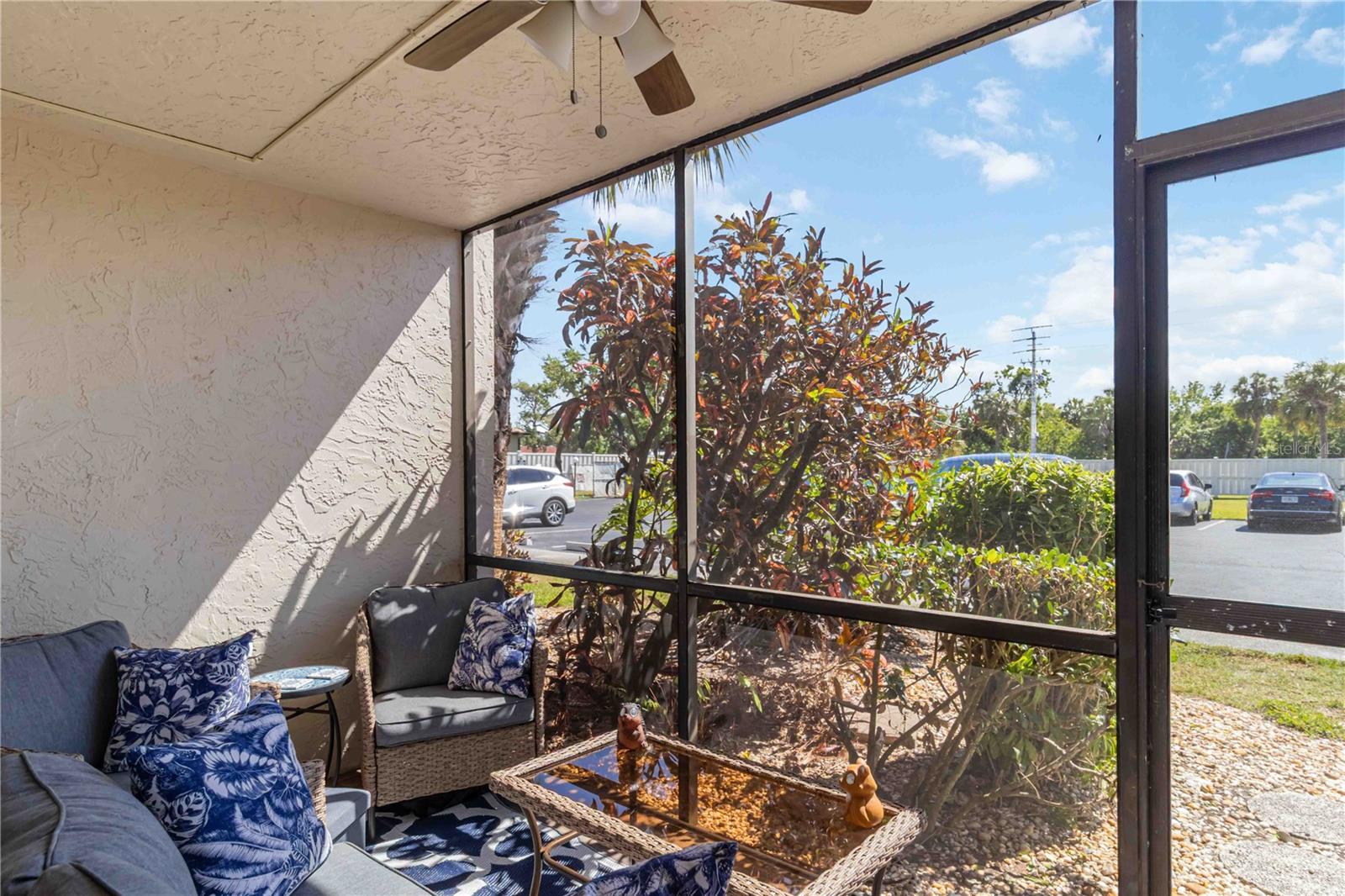 IMPERIAL PLACE - Residential