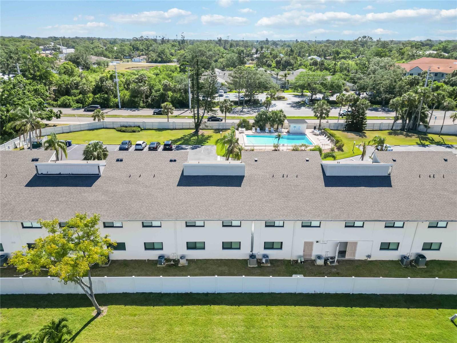 IMPERIAL PLACE - Residential