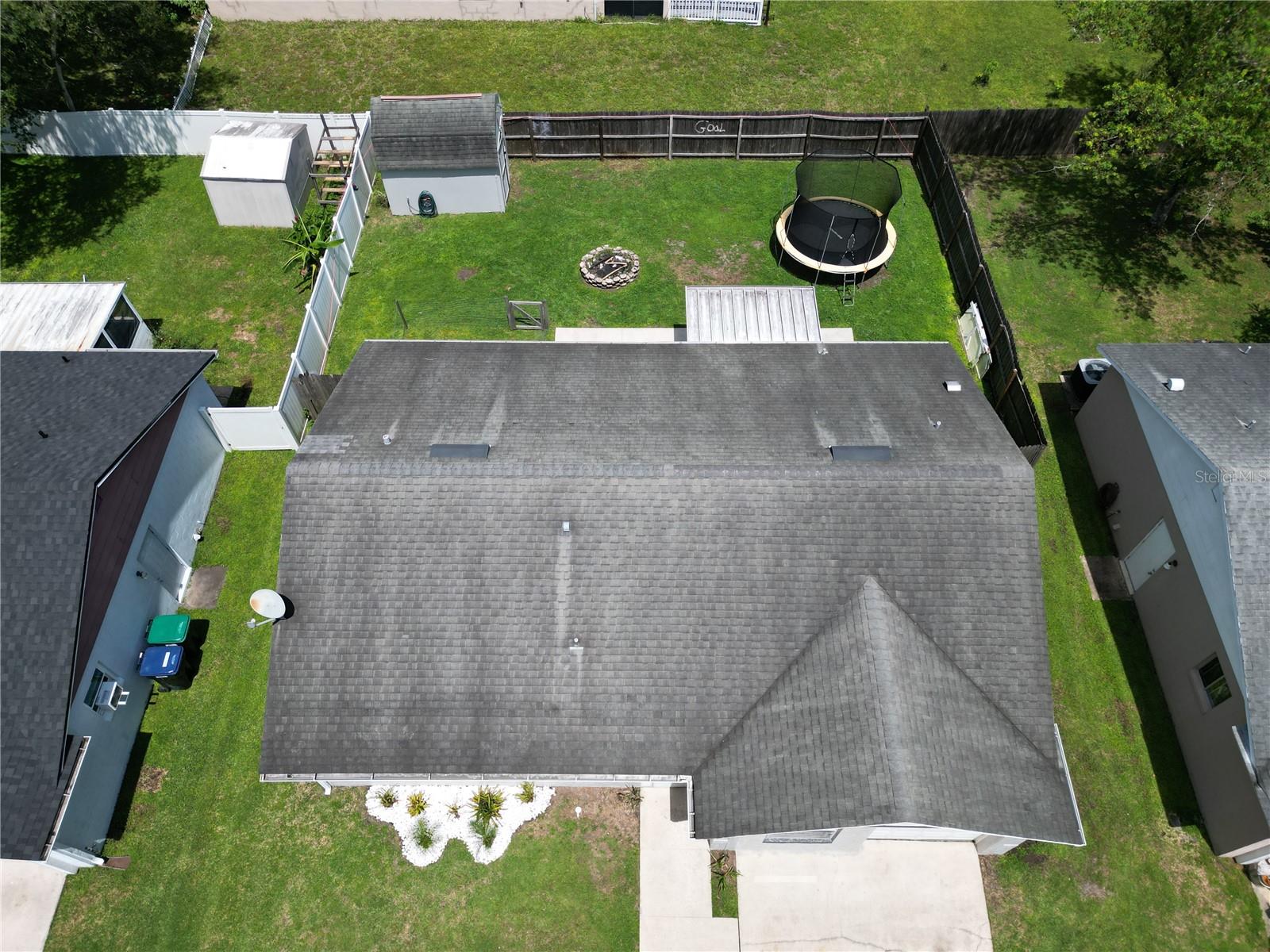 2737 NATTIE CT