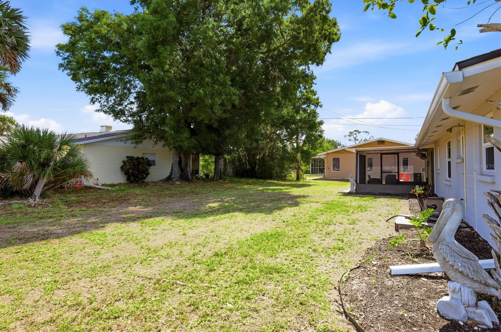 BREEZEWOOD MANOR - Residential