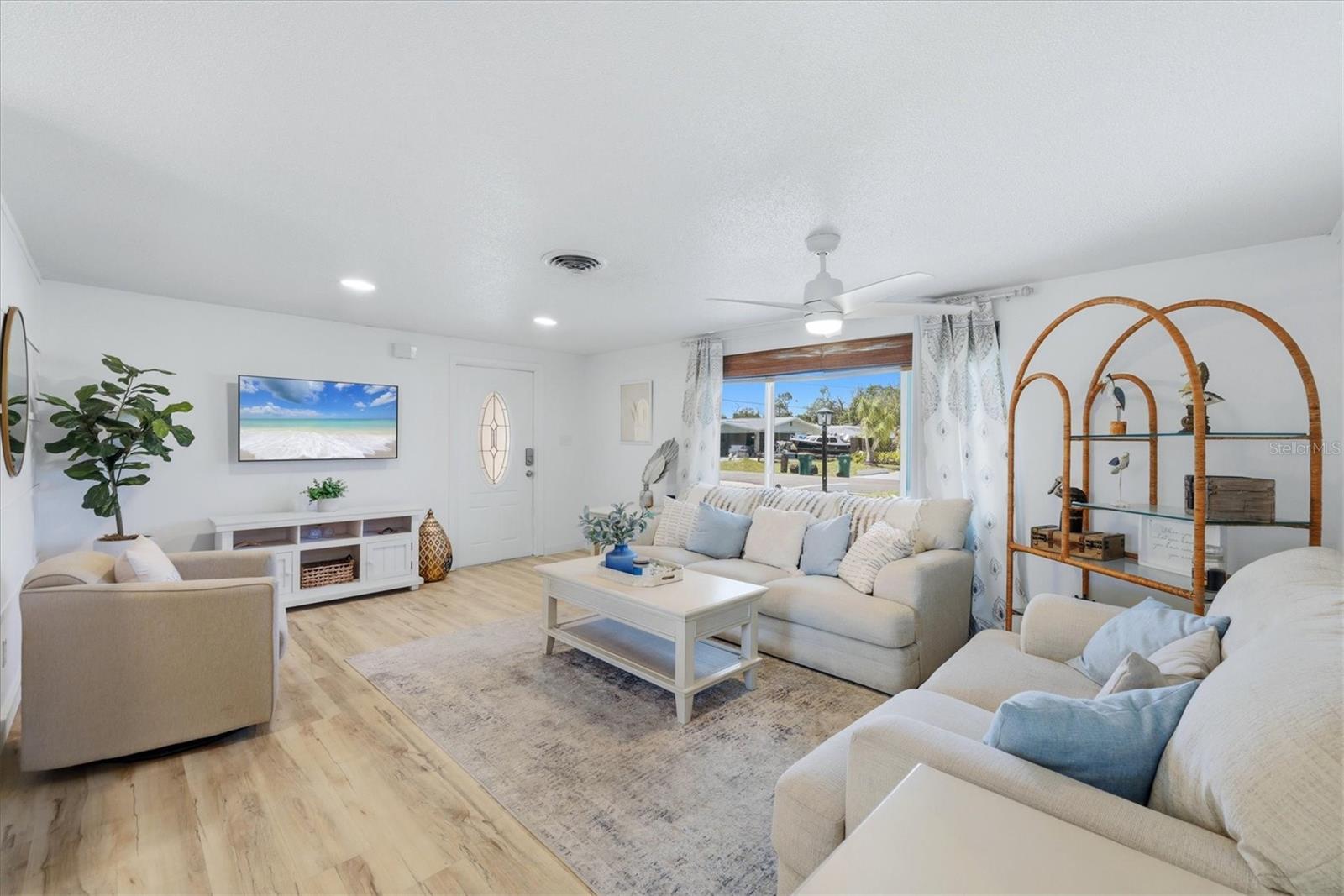 1730 BLUE BIRD LANE