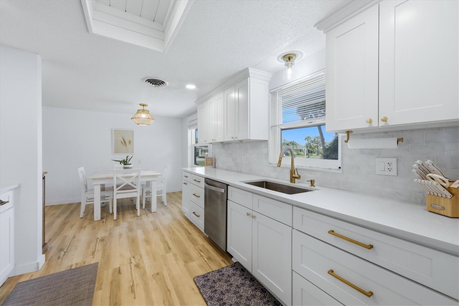 BREEZEWOOD MANOR - Residential