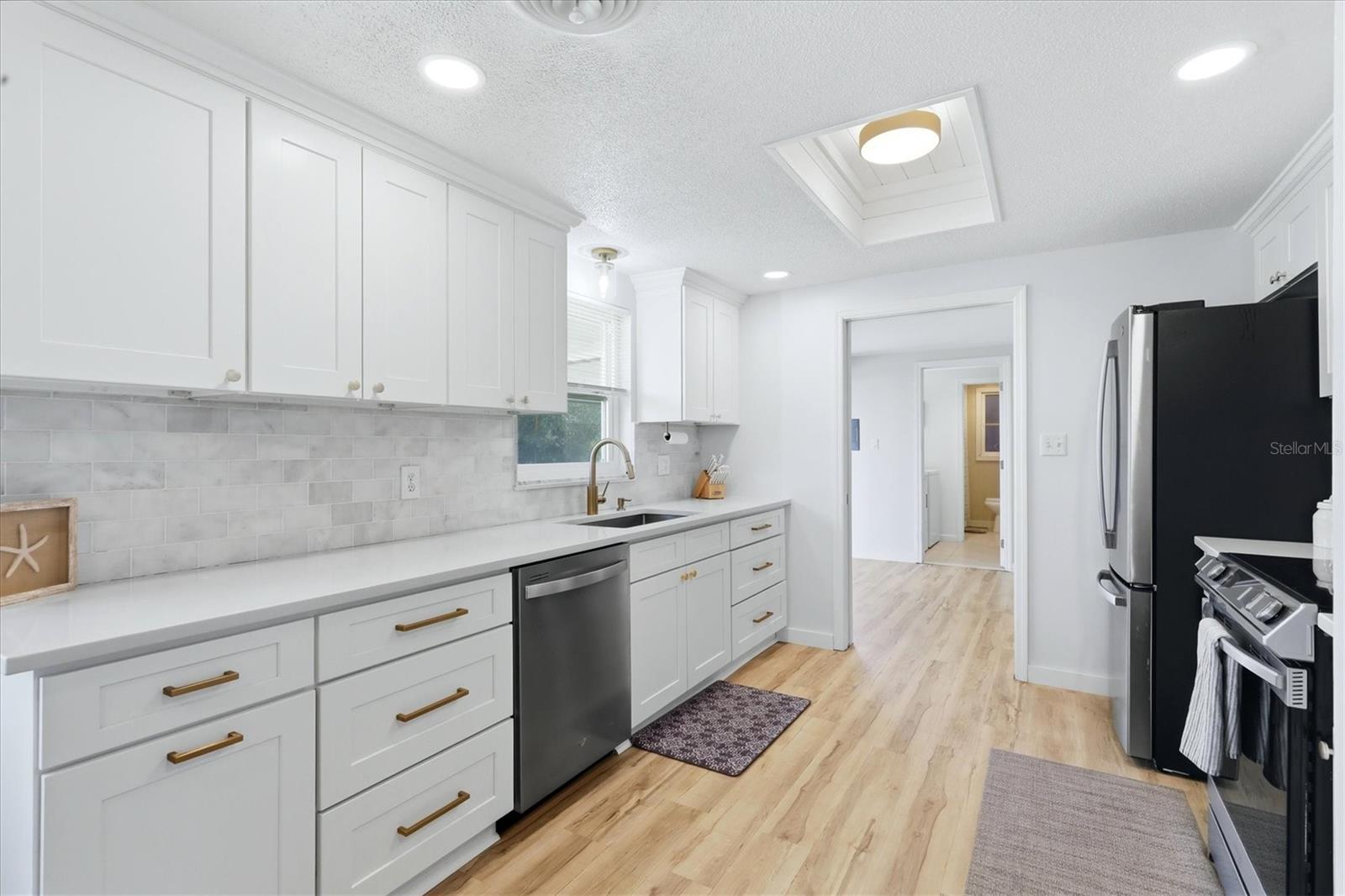 BREEZEWOOD MANOR - Residential