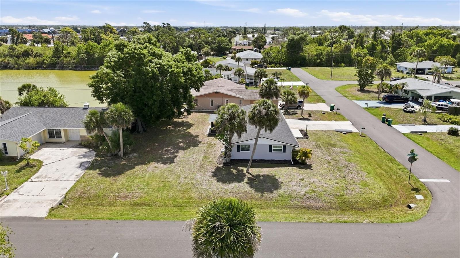BREEZEWOOD MANOR - Residential