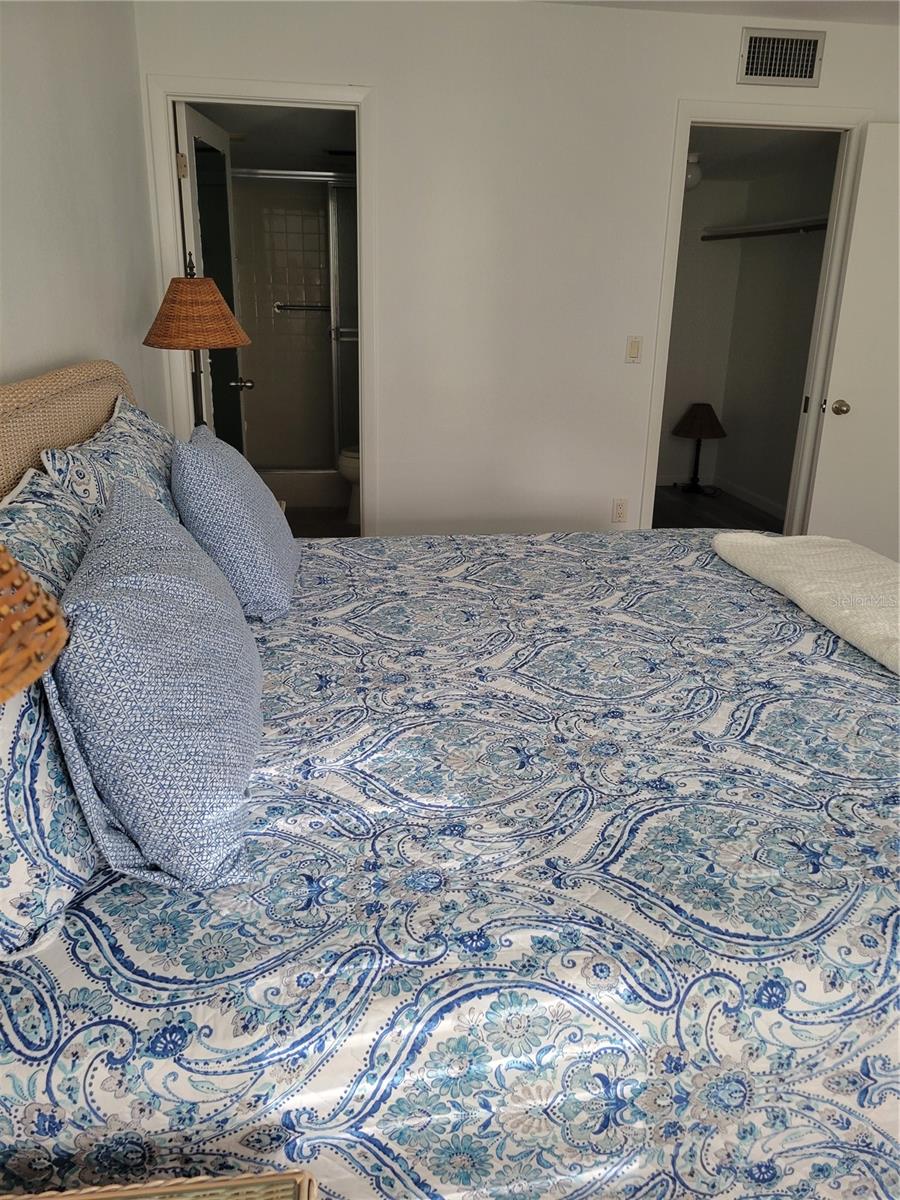 BELLA COSTA II - Residential Lease