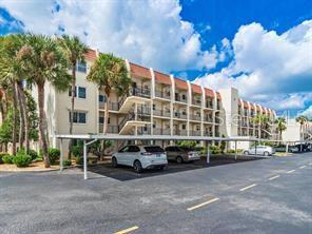 Photo of 220 Santa Maria Street #442, Venice, FL 34285 (MLS # N6142016)