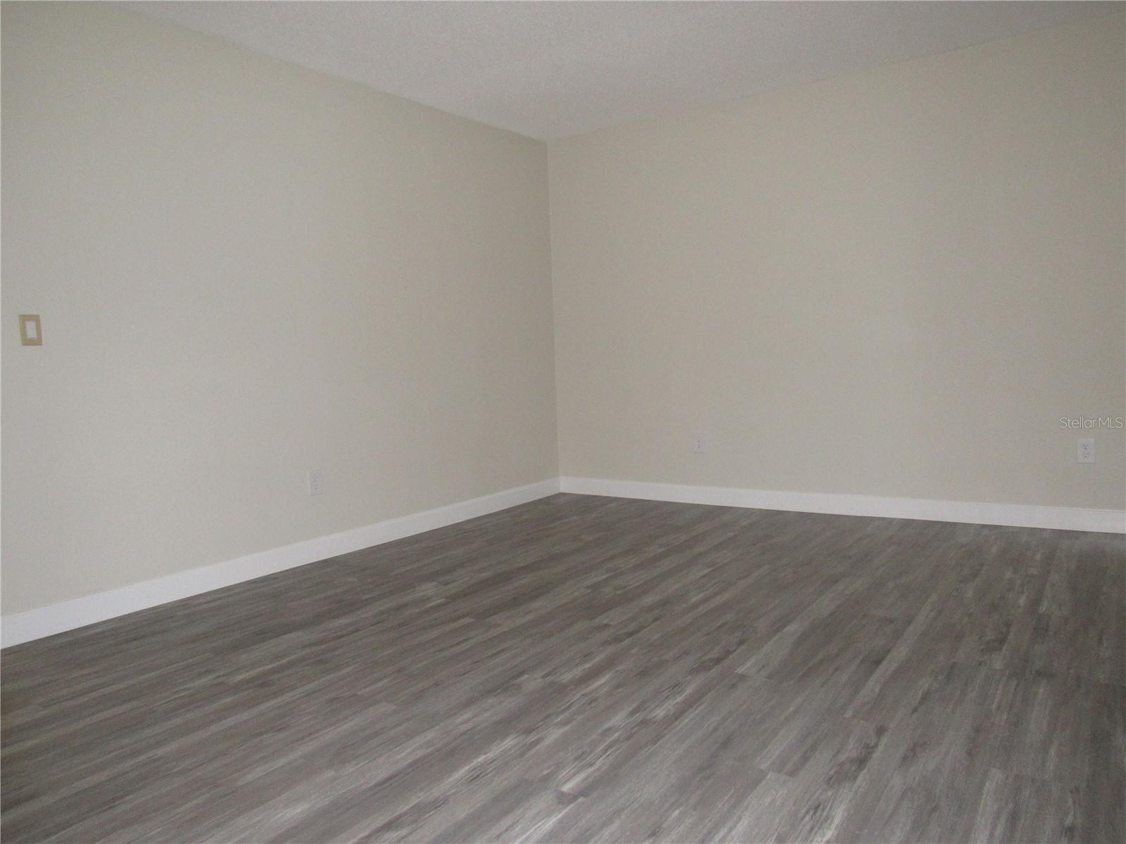 22333 EDGEWATER DRIVE D-5