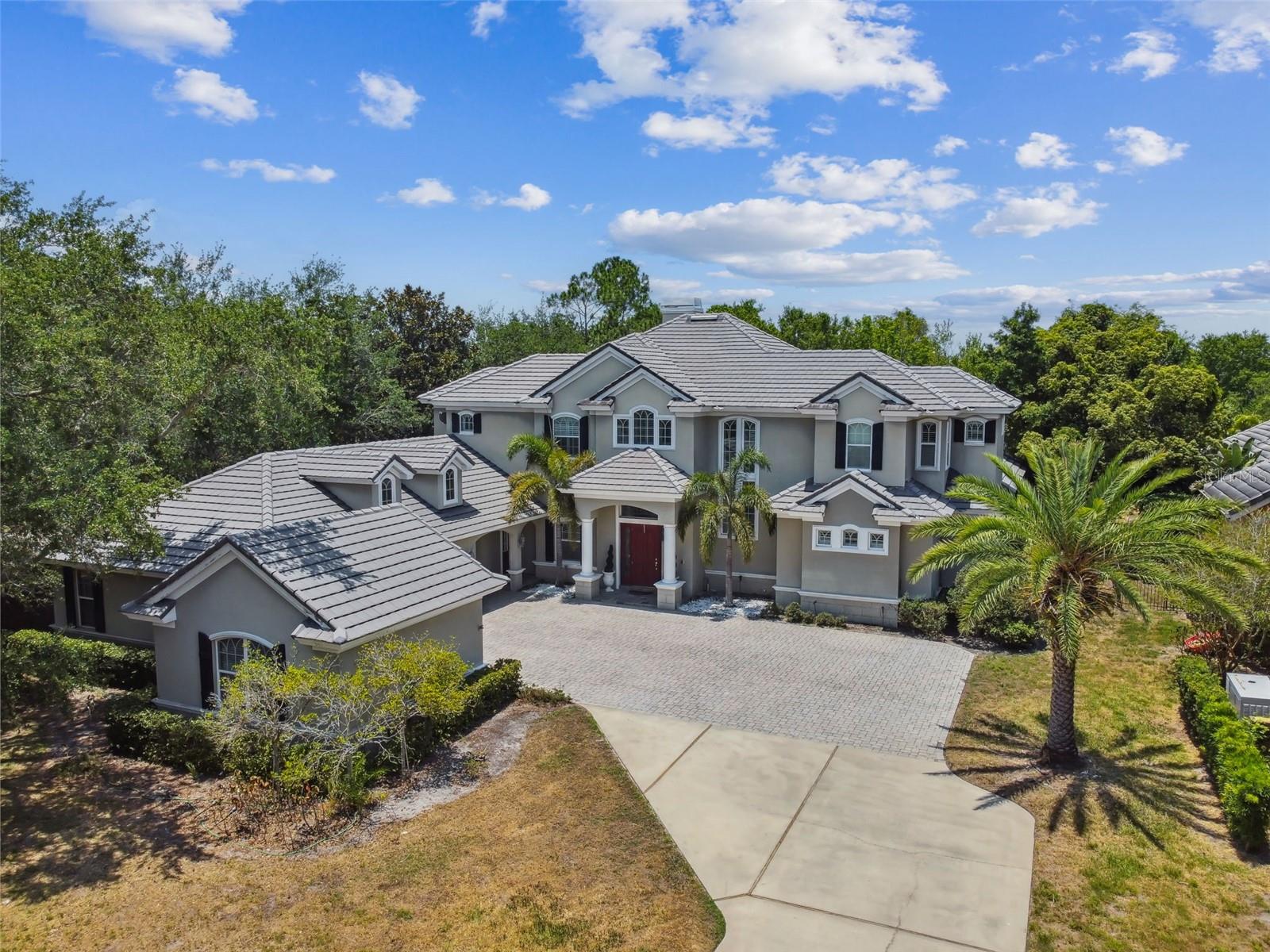 SIGNATURE ESTATES - Residential