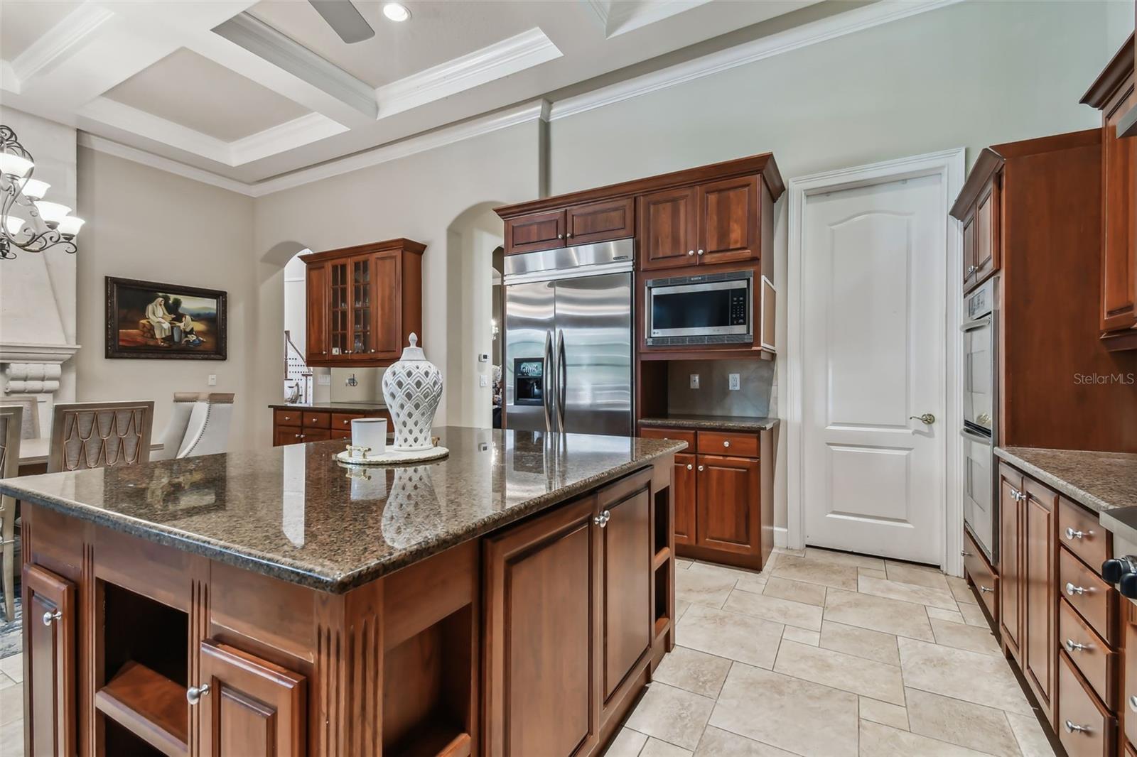 SIGNATURE ESTATES - Residential