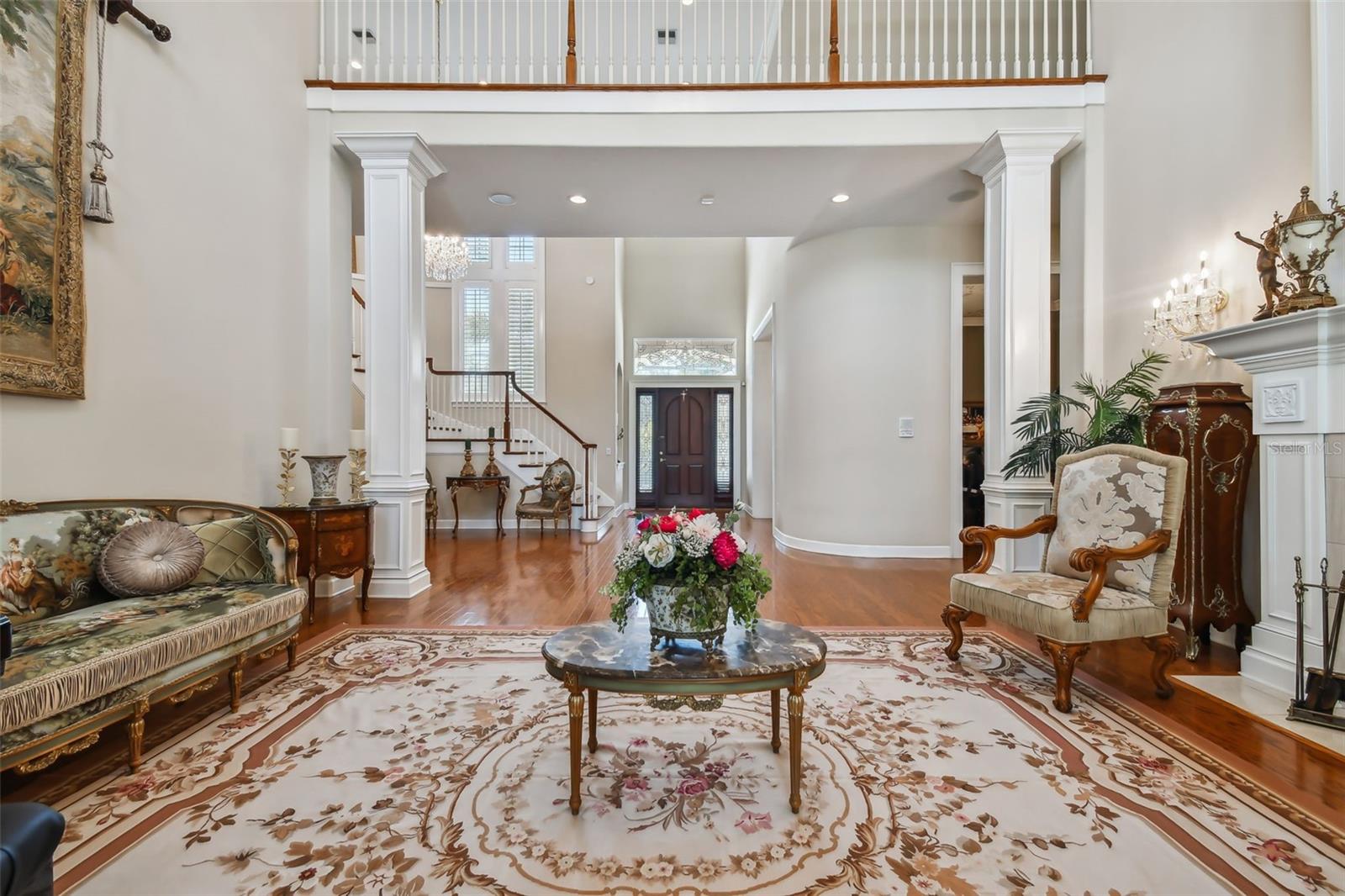 SIGNATURE ESTATES - Residential