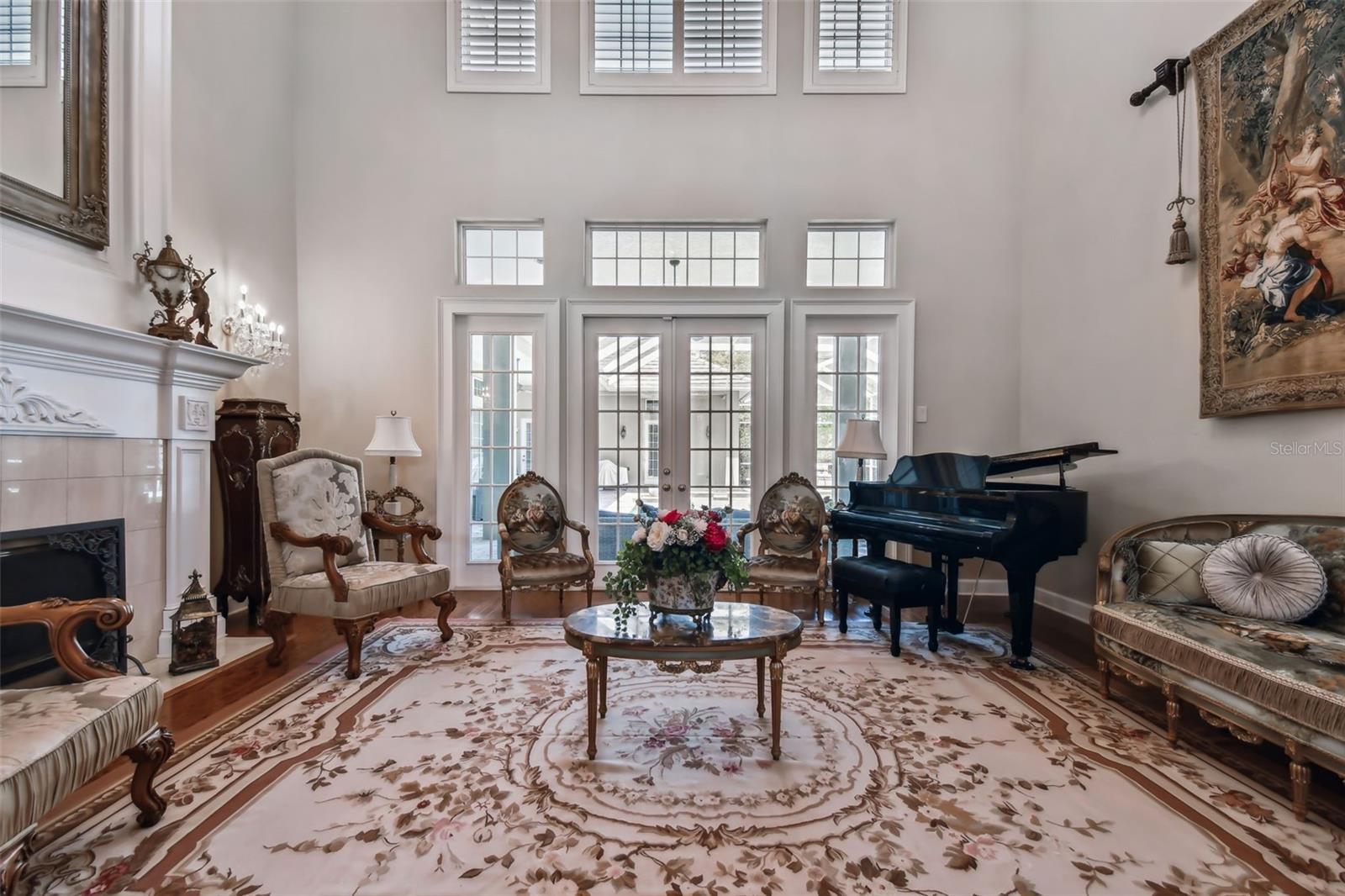 SIGNATURE ESTATES - Residential