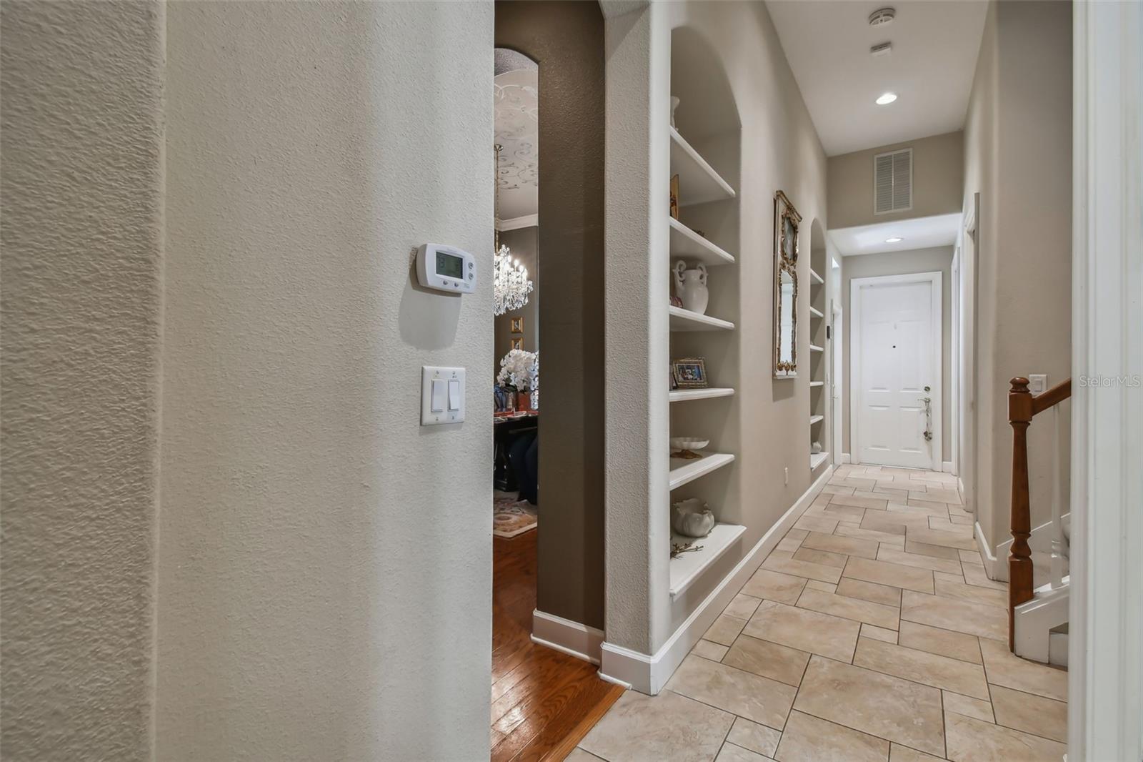 SIGNATURE ESTATES - Residential