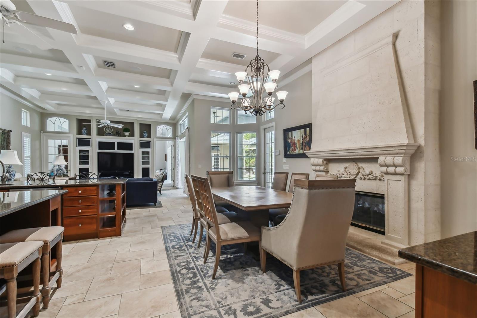 SIGNATURE ESTATES - Residential